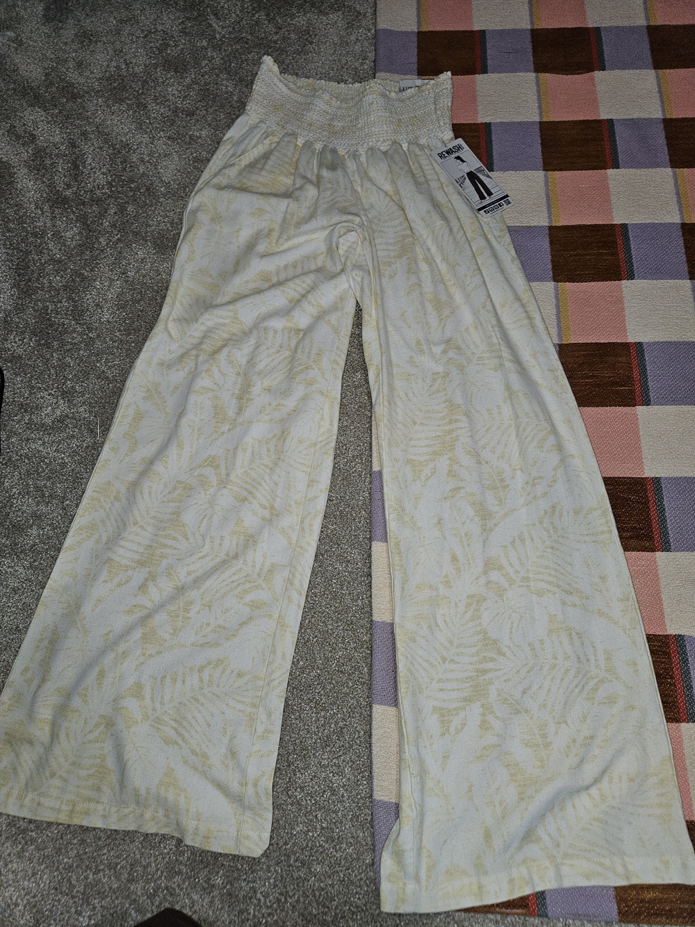 Rewash Cream Wide-Leg Smocked Waist Palm-Print Pants